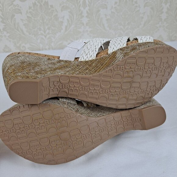 Dana Buchman Size 6M Billy Sandals White Woven Straps Cork Lined Insole NWOT - Picture 11 of 15